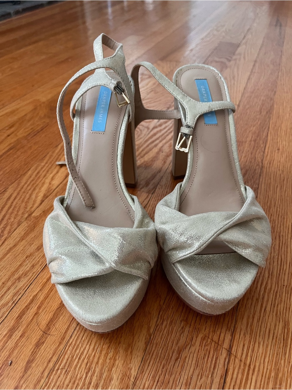 Draper James gold platform block heels, size 9